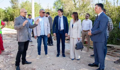 Ministarka Jak&scaron;ić Stojanović obi&scaron;la radove na &scaron;koli u Radovićima
