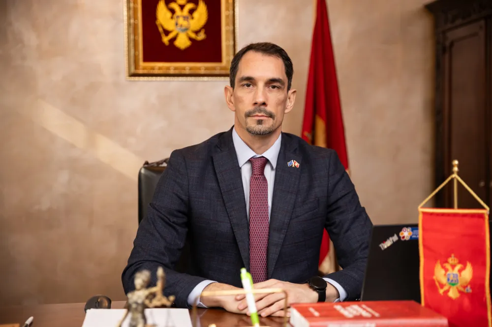 Marković pi&scaron;e obavezuјuće uputstvo za slučaјeve torture