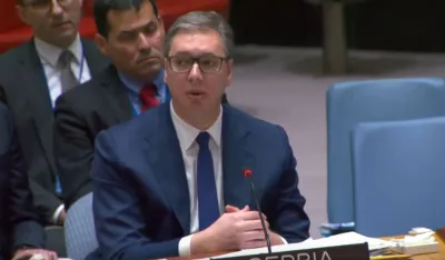 Vučić: U Srebrenici se desio užasan zločin; Dodik: Nije bilo genocida