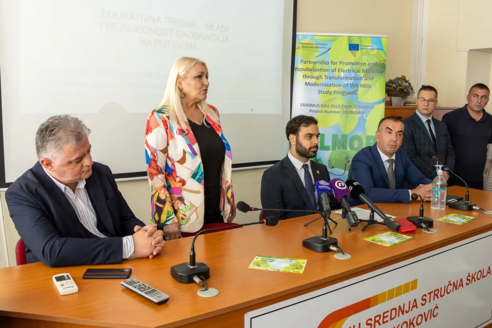 Sa edukativne tirbine Bezbjednost mladih u sobraćaju