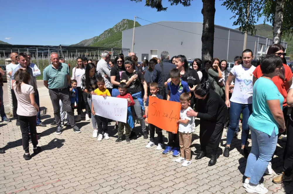Nik&scaron;ić: Roditelji đaka u Župi apeluju da nastavnica Ljilja Marojević dobije stalno zaposlenje