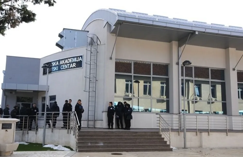 Vlada smijenila direktora Policijske akademije i Upravni odbor