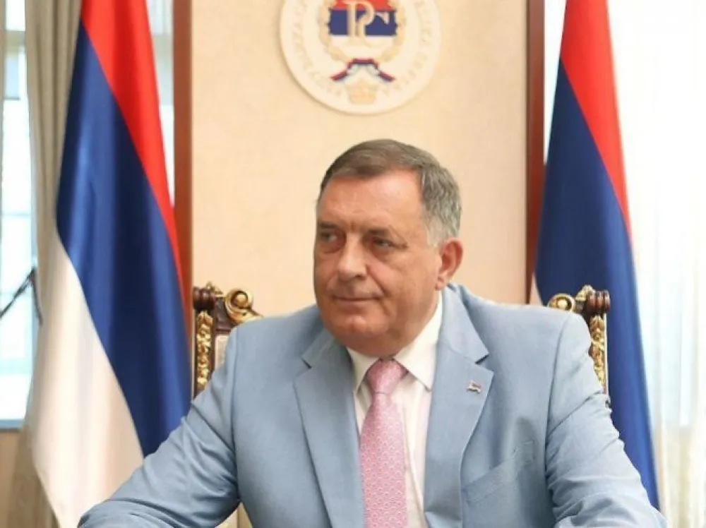 Dodik: Pet milijardi ljudi neće stati iza rezolucije o Srebrenici