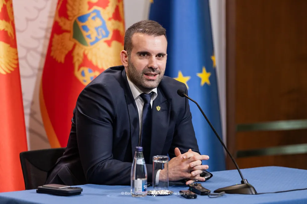 Spajić: Zahvalan svima koji hrabro obavljaju novinarski posao, bez slobode medija nema demokratije