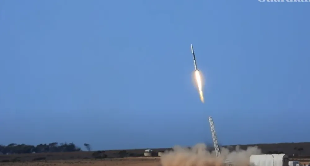 (VIDEO) Njemačka lansirala raketu na parafinski vosak