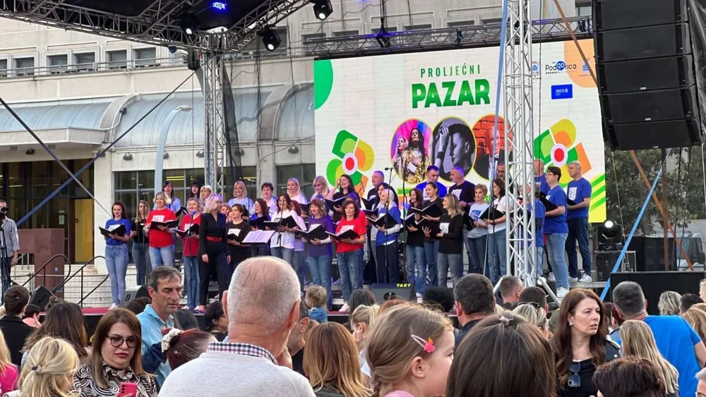  Gradonačelnica otvorila Pazar: Centar grada, centar lijepih zbivanja      
