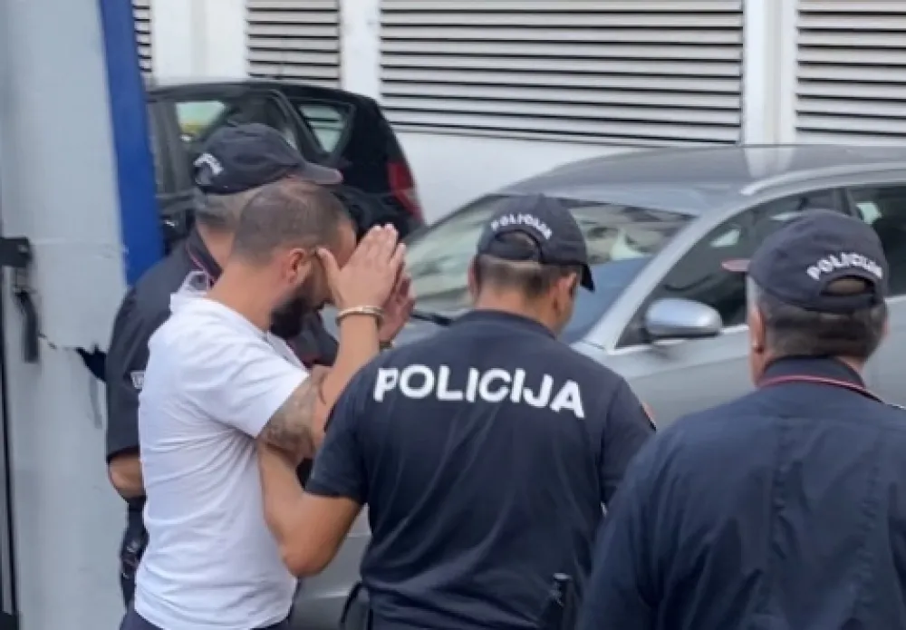 Ubistvo Roganovića: Đuričković nakon zločina svjedoka zvao na piće, u kafiću &scaron;pekulisali o de&scaron;avanjima