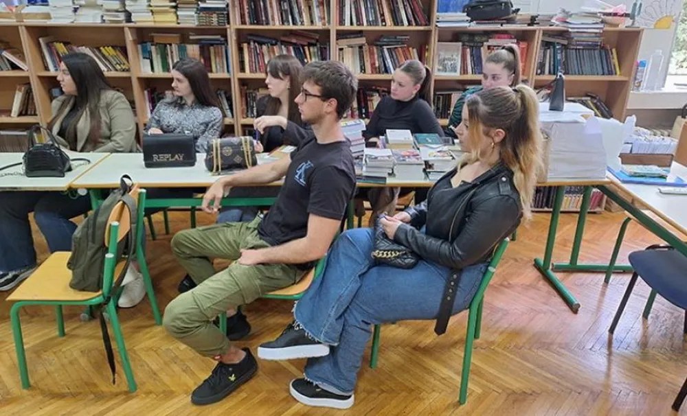 Bar: Brojne aktivnosti u Srednjoj ekonomsko-ugostiteljskoj &scaron;koli povodom Dana Evrope
