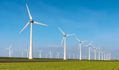 Sicilija: Poginuo radnik nakon pada sa vjetroturbine visoke 112 metara