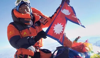 &Scaron;erpas oborio sopstveni rekord: Popeo se 29. put na Mont Everest