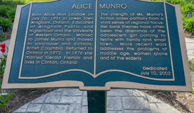 Alis Manro