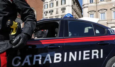 Velika akcija u Italiji: Privedene 142 osobe zbog trgovine drogom, među njima carinici i policajci