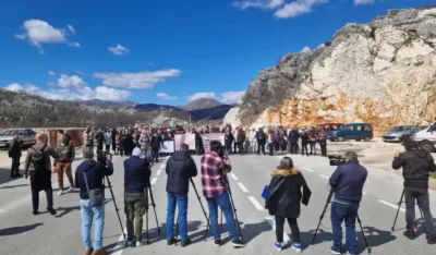 U petak blokada puta Cetinje - Podgorica, radnici traže razgovor sa ministarkom Ni&scaron;ić