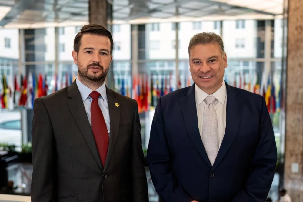 JAKOV MILATOVIĆ I GABRIJEL ESKOBAR