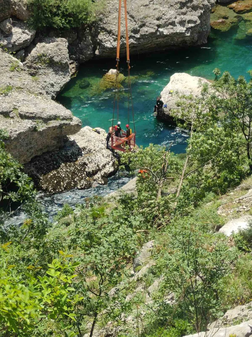 (FOTO) Nesreća kod Dromire: Pronađeno tijelo vozača
