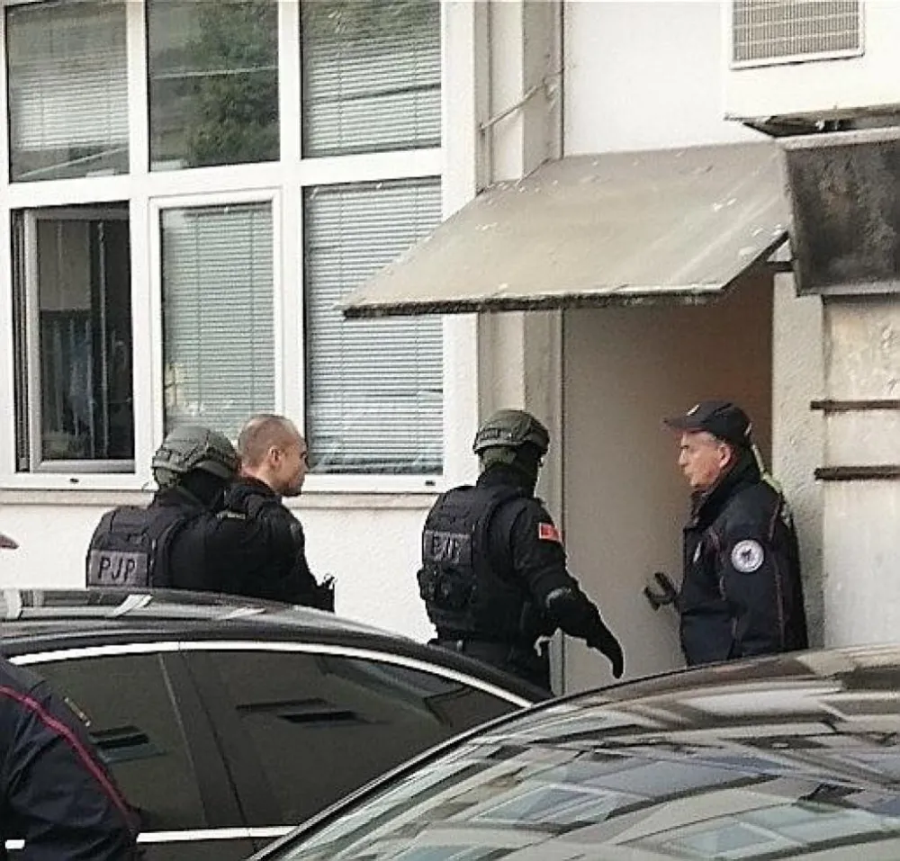 Suđenje Milo&scaron;eviću i grupi - odbrana: Dokazi su podmetnuti, Medenica porukama Savića ispitivala za&scaron;to nema pritvora&nbsp;
