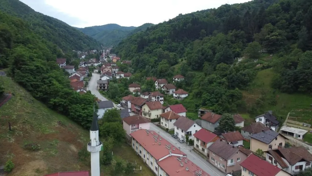 Dodik: Biće razmotrena promjena imena Srebrenice