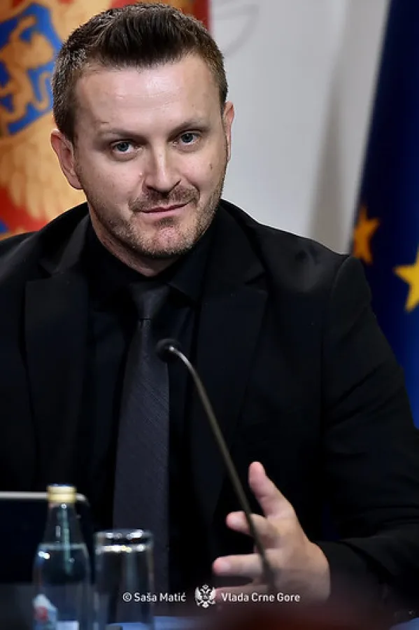 Dukaj predlaže održavanje lokalnih izbora u jednom danu