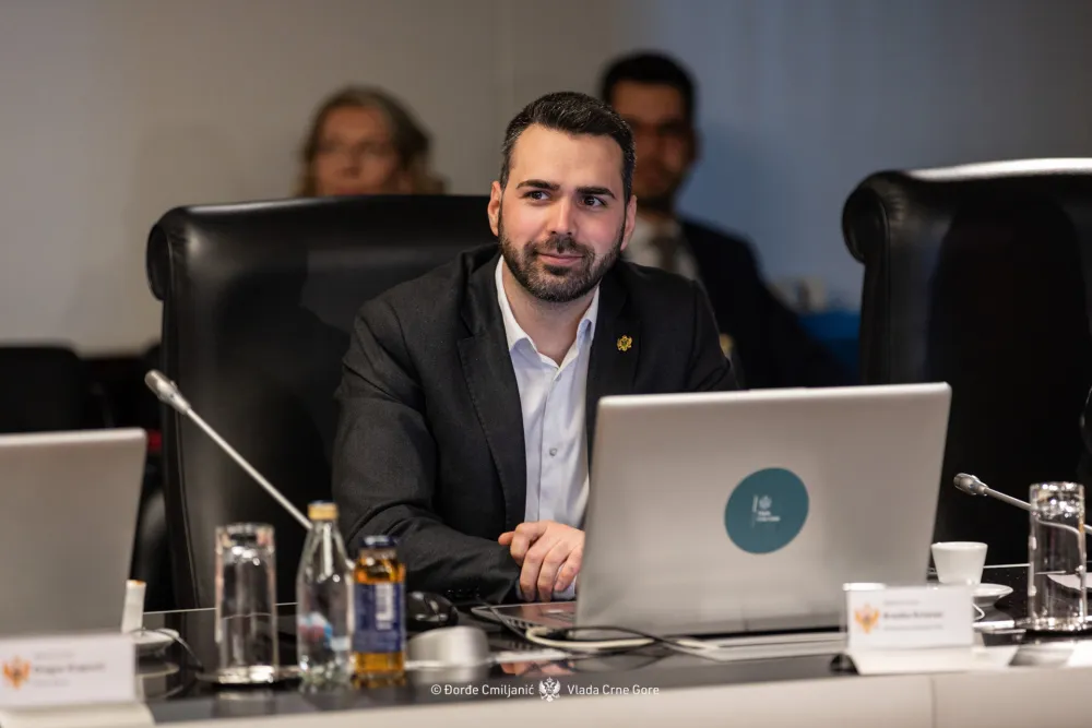 Krvavac: Suficit budžeta od 55 miliona eura pokazatelj odgovornog upravljanja javnim finansijama