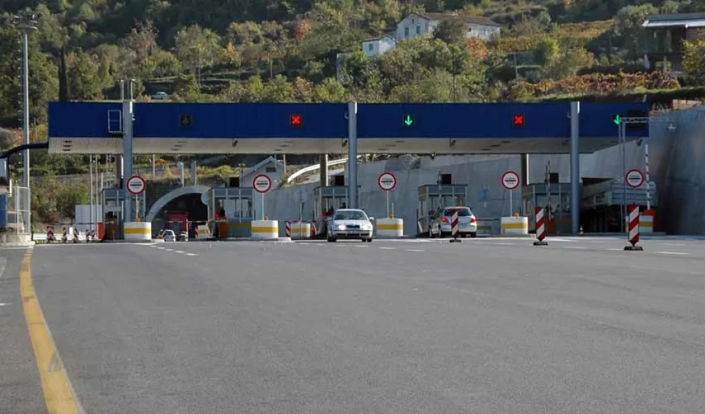 Od sjutra srpski TAG uređaj i za plaćanje putarine u Crnoj Gori