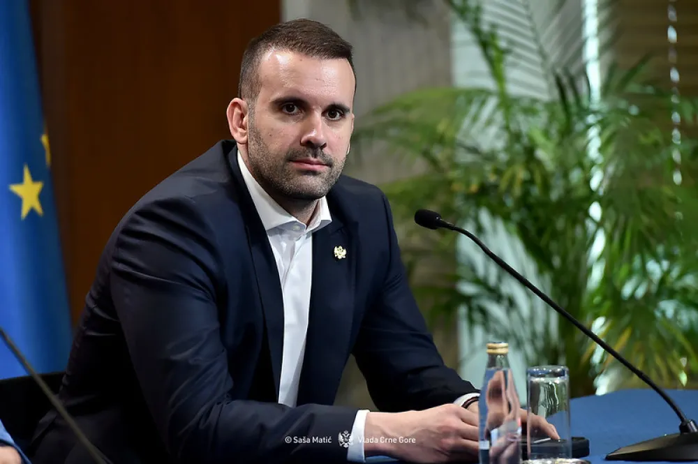 Spajić uputio obavezujuće uputstvo Mandiću: Bez saglasnosti Vlade nema amandmana