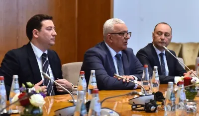 Mandić sa Vučevićem: Intenziviraćemo saradnju Srbije i Crne Gore u svim oblastima