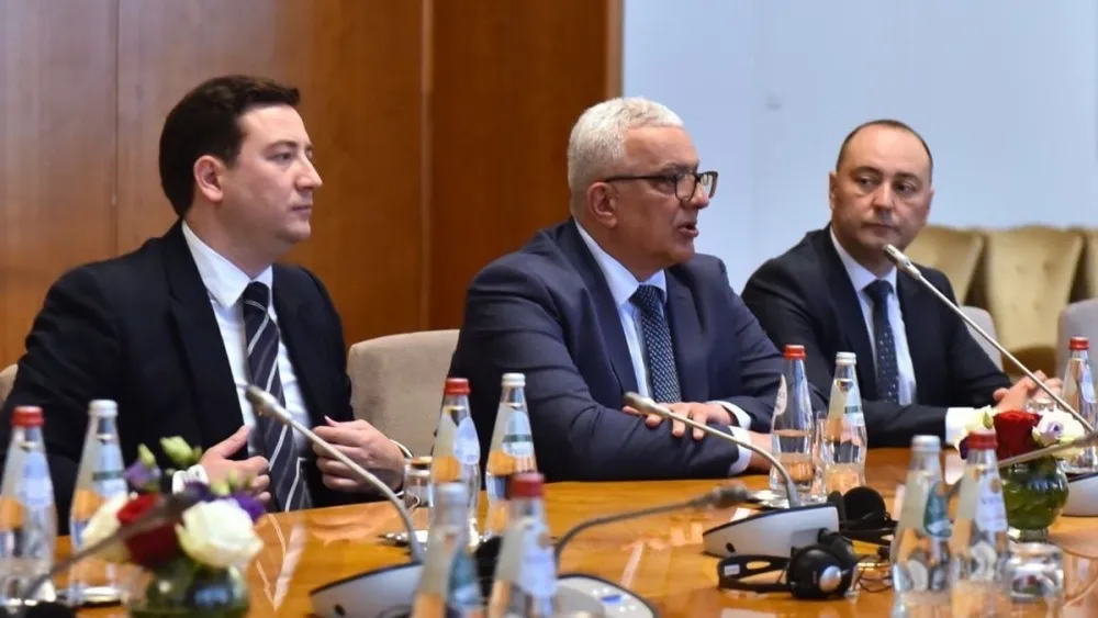 Mandić sa Vučevićem: Intenziviraćemo saradnju Srbije i Crne Gore u svim oblastima
