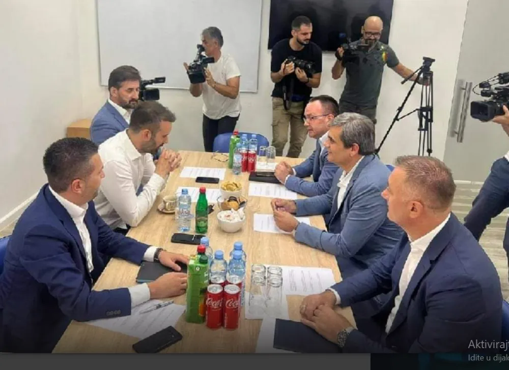 Са прошлогодишњих неуспјечих преговора Спајића и Ибрахимовића