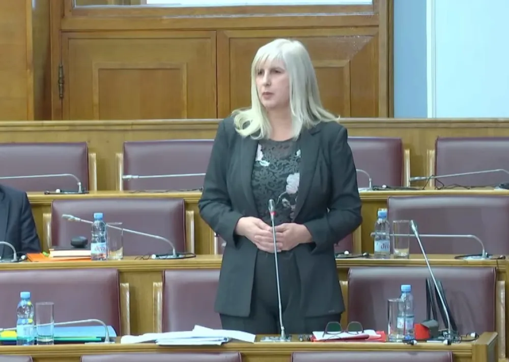 Jonica o odluci Milatovića: Nema rasprave, samo ponovno glasanje o zakonima