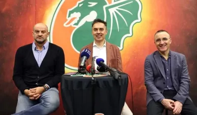 Представљени нови тренер и спортски директор