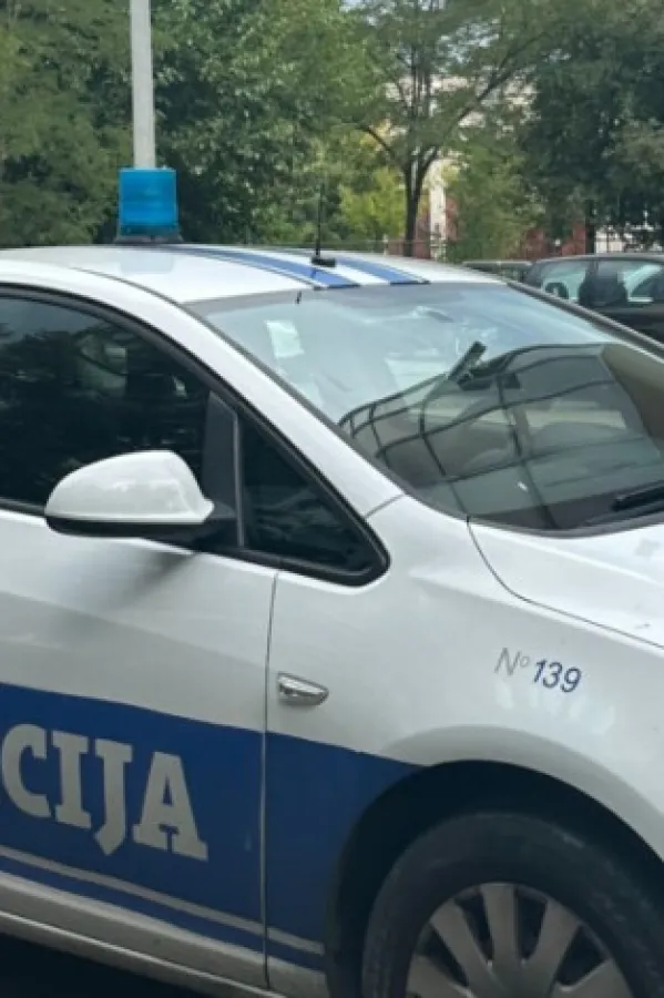 Uhap&scaron;en osumnjičeni u Podgorici: Prijetio maloljetnicima, pa uzeo novac