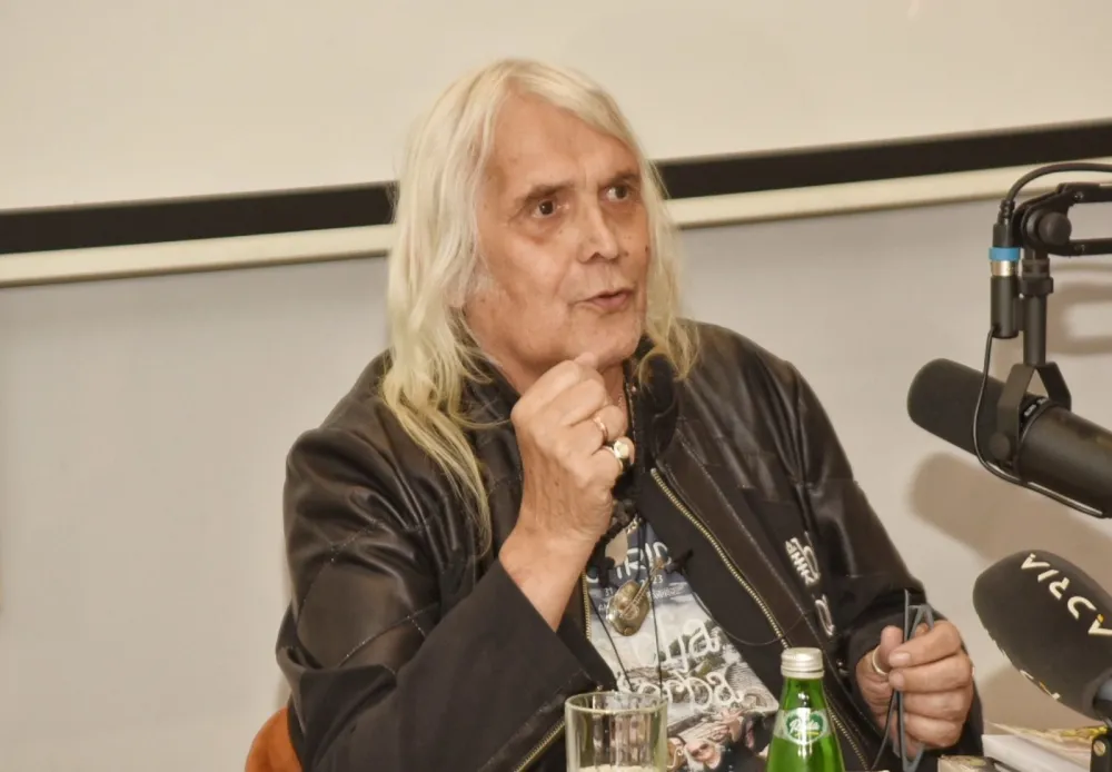 Budite slobodni i mislite svoјom glavom