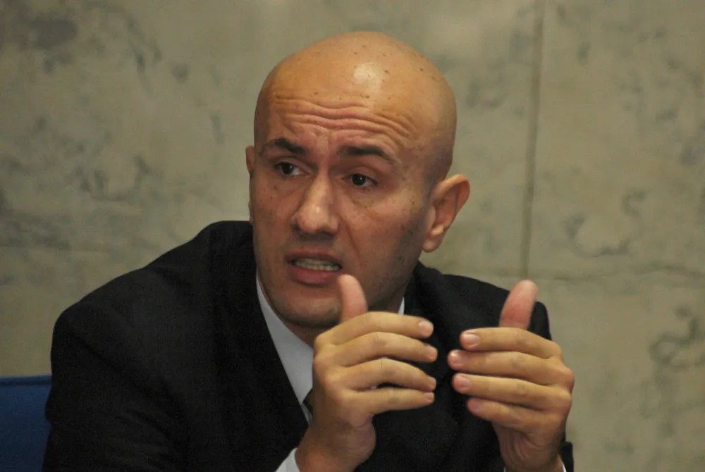 Laković odgovorio Zirojeviću: Odbor nije &ldquo;na koljenima&rdquo; zbog odgađanja sjednice