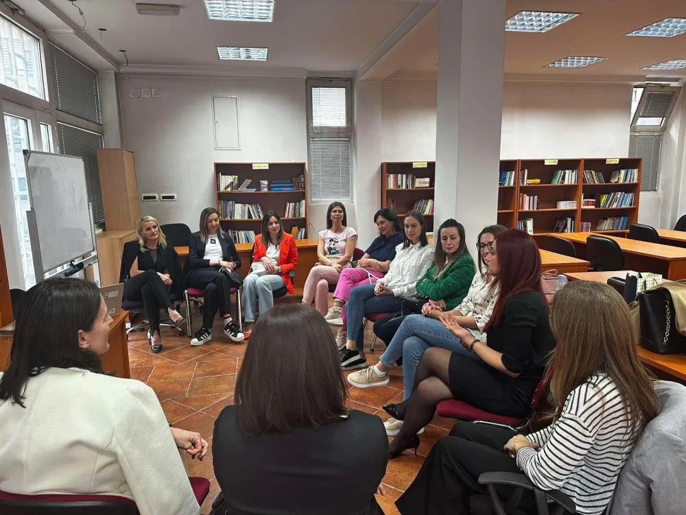 (FOTO) Bijelo Polje: Mreža za otvoreni dijalog osnovala Klub ženskog osnaživanja