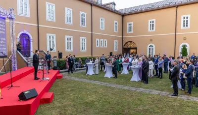 Dukaj: Državni službenici tihi heroji na&scaron;e demokratije i dru&scaron;tva