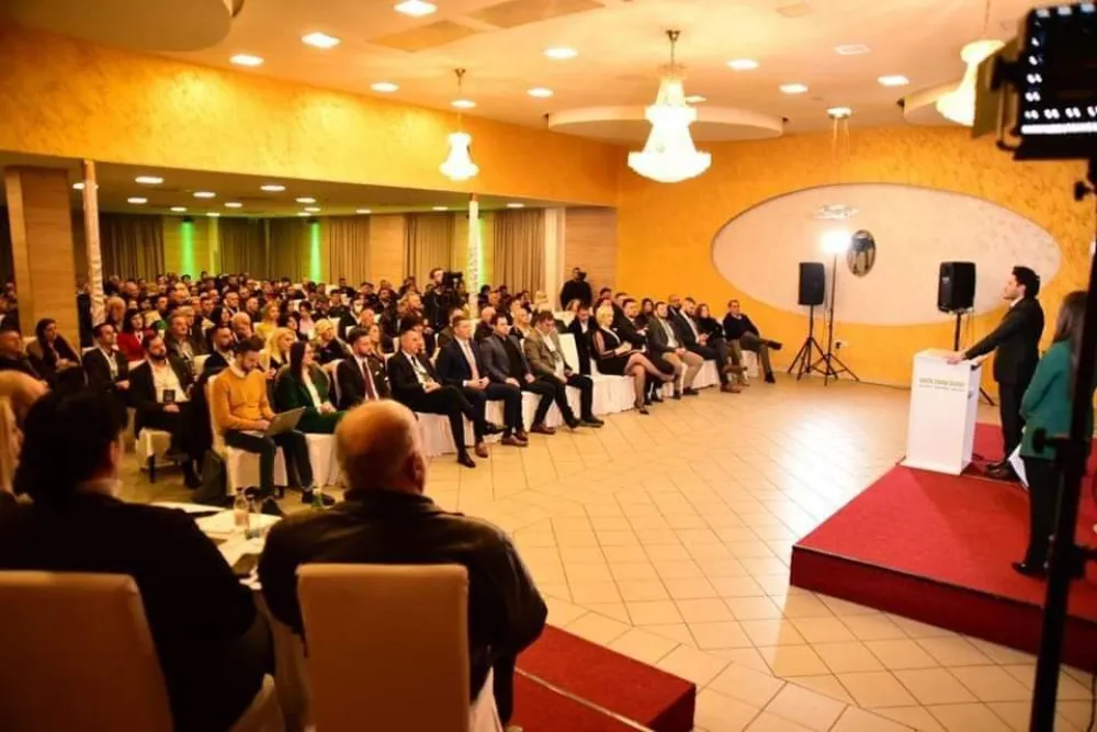 URA: Spajić i Mandić ugrozili evropski put, rje&scaron;enje su vanredni parlamentarni izbori