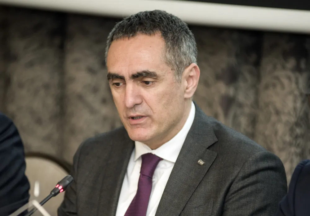 Damjanović: Crna Gora mora da vodi opreznu politiku, u narednim godinama servisiranje ozbiljnih zaduženja