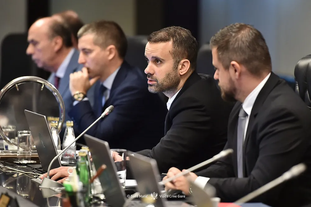 Vlada se bavila kadrovskim pitanjima