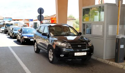 Zadržavanje albanskom državljaninu zbog mita