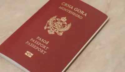 Црногорски пасош (илустрација)