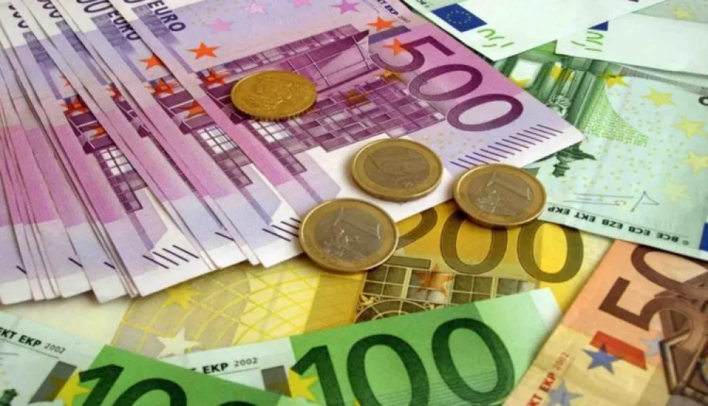 Za plate biv&scaron;im funkcionerima 1,28 miliona eura