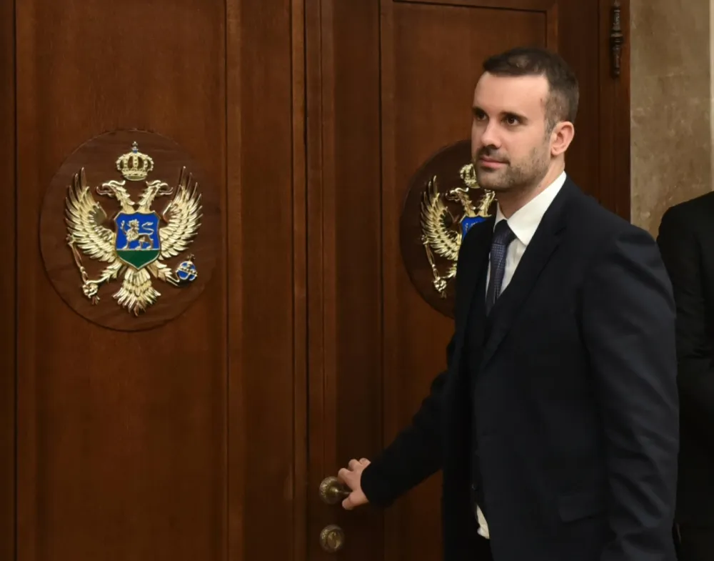 Sjednica GO PES-a: Večeras o rekonstrukciji Vlade