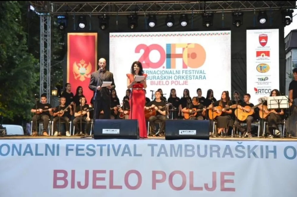 Svetkovina tamburice sa učesnicima iz &scaron;est država