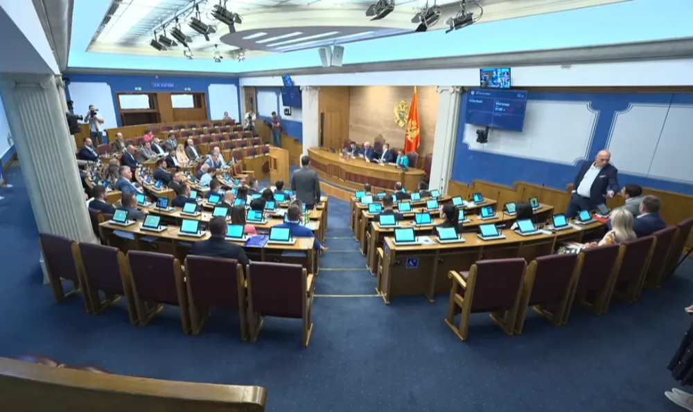 Skup&scaron;tina usvojila izmjene Zakona o radu: Ugovor za stalno nakon 24 mjeseca
