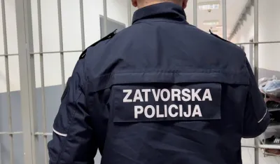 Grupa pritvorenika tvrdi da porodicu nisu čuli 20 dana: "Zatvorski telefoni van funkcije"