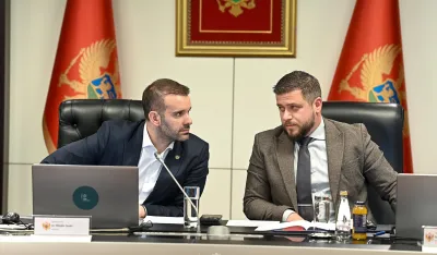 Kurti podnio prijavu protiv Spajića i Nikolića: Umјesto da postupe po presudi, ponavljaјu nezakonito rјe&scaron;enje