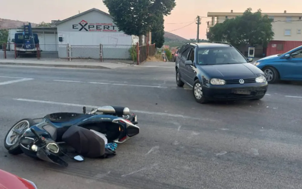 U nezgodi u Sutomoru povrijeđen saputnik na motociklu