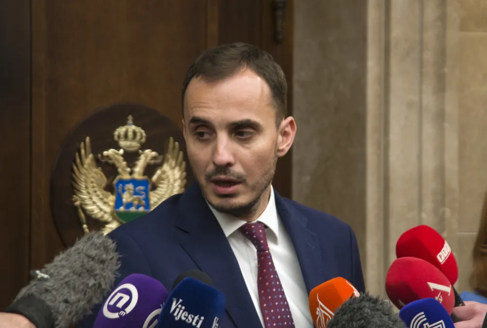 Konatar: Spajić i Vlada se umjesto odlaska na odmor, odmah moraju boriti protiv rasta cijena