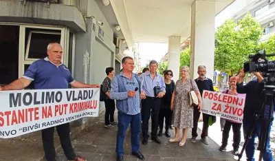 Sa jednog od protesta radnika&nbsp;&bdquo;Vektra Boke&rdquo;