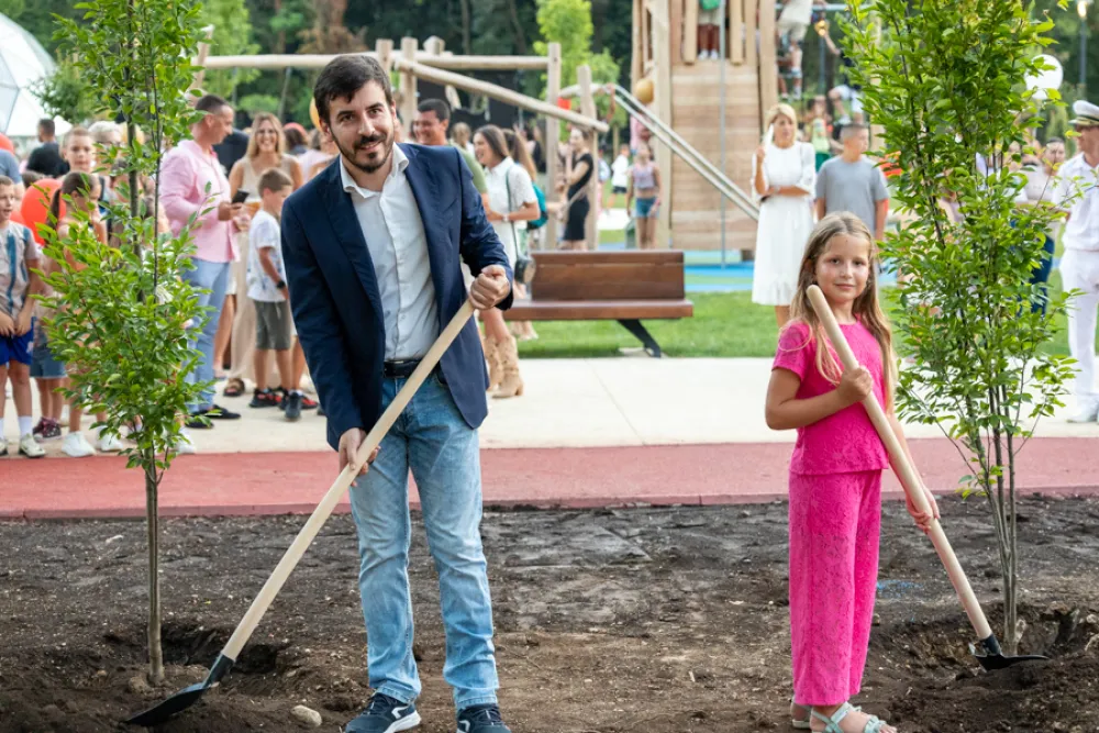 Svečano otvoren veliki Gradski park u Kotoru